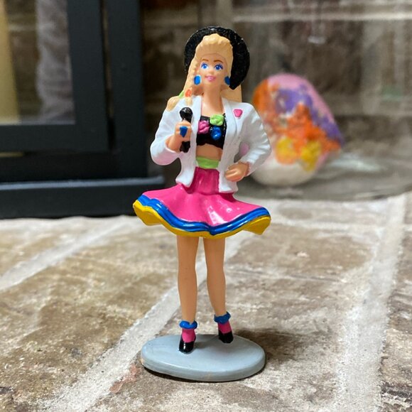 BARBIE Dance Club Barbie Pop Princess Figurine - Picture 3 of 6